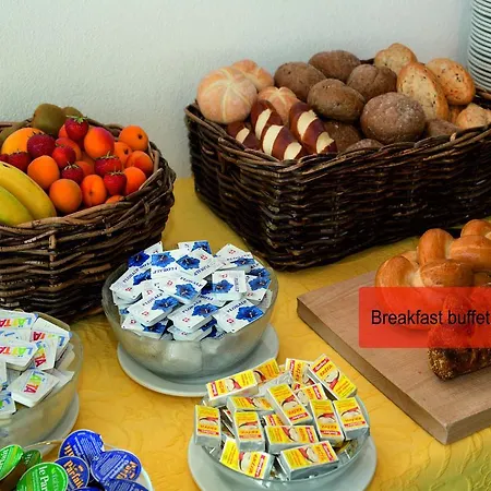 מלון Restaurant Florida 3*