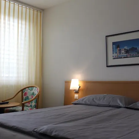 Hotel Restaurant Florida 3*