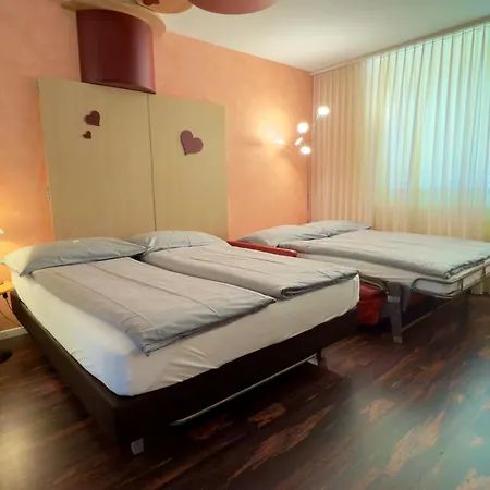 Restaurant Florida Отель Studen