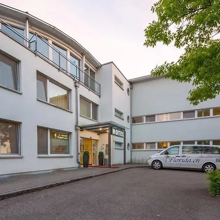 ホテル レストラン フロリダ